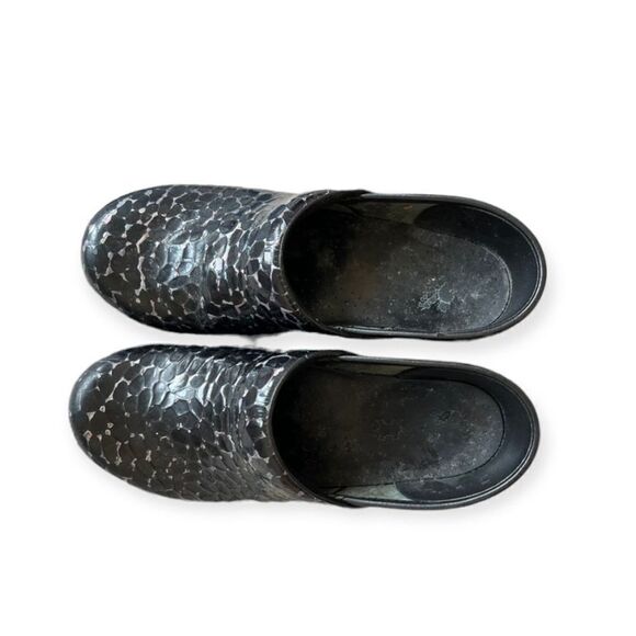 Womens Dansko Professional Stone Patient Shoes
Clogs Sz 38 ( 7.5-8 ) 606140202 - Picture 2 of 4